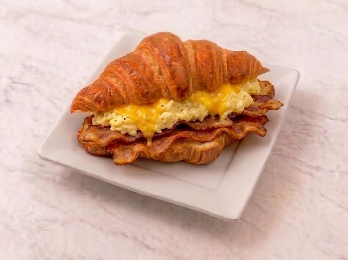 BACON, EGG, & CHEESE